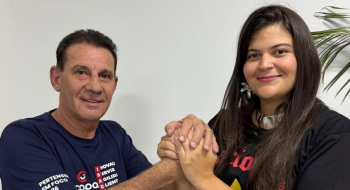 Enfraquecido no PSD, Vanderlan abre conversas com PSB de Aava Santiago